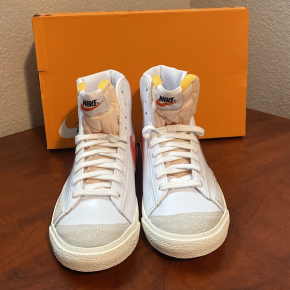 Nike Women's 9.5 - Blazer Mid '77 'Habanero Red' - CZ1055-101 - Picture 6 of 9